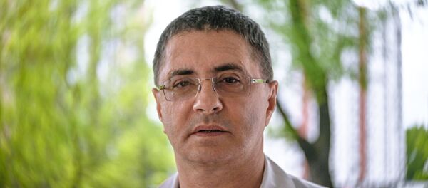 Галоўны лекар ГКБ ім. Жадкевіча Аляксандр Мяснікоў Галоўны лекар ГКБ ім. Жадкевіча Аляксандр Мяснікоў - Sputnik Беларусь