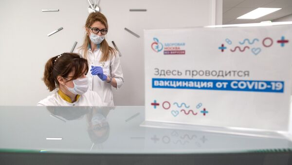 Работа прививочного пункта по вакцинации от COVID-19 - Sputnik Беларусь