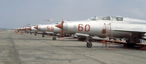 Истребители МИГ-21 на аэродроме Истребители МИГ-21 на аэродроме - Sputnik Беларусь