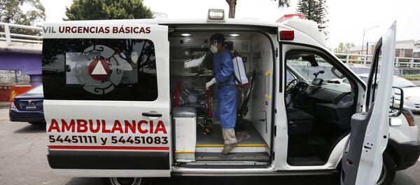 Серьезная реакция на вакцину Pfizer: в Мексике врач попала в реанимацию - Sputnik Беларусь