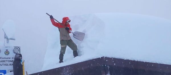 Гурбы памерам з двух чалавек Гурбы памерам з двух чалавек - Sputnik Беларусь