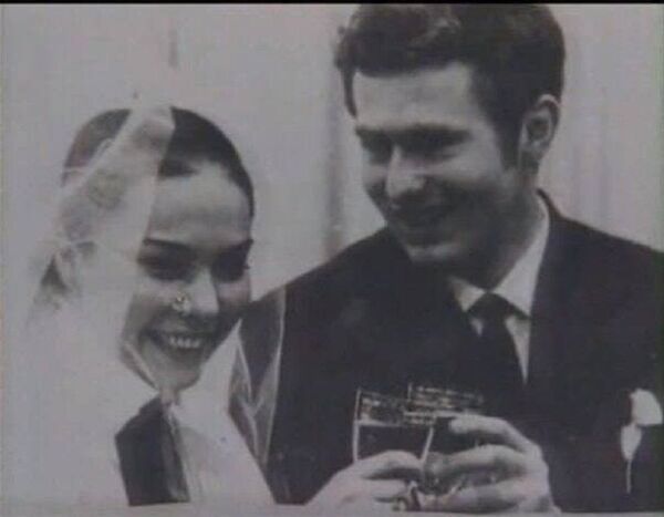 Жириновский с супругой отметят золотую свадьбу - Sputnik Беларусь