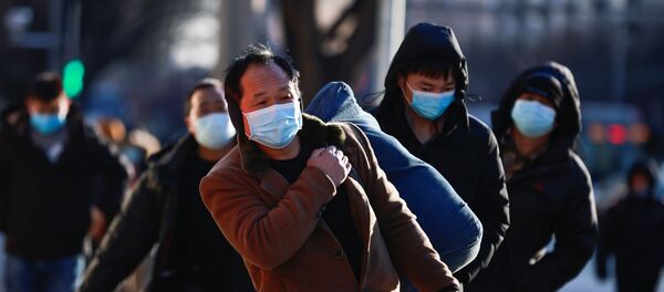 Люди в масках на улицах Пекина - Sputnik Беларусь