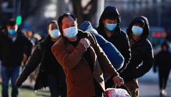 Люди в масках на улицах Пекина - Sputnik Беларусь