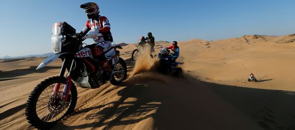 Сантош Чанчангуппе Шивашанкар во время второго этапа Дакара - Sputnik Беларусь