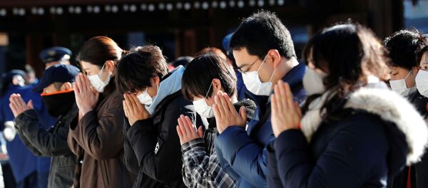 Граждане Японии в масках - Sputnik Беларусь