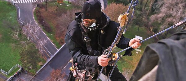 Супергероі здзіўляюць пацыентаў дзіцячай бальніцы - відэа Супергероі здзіўляюць пацыентаў дзіцячай бальніцы - відэа - Sputnik Беларусь
