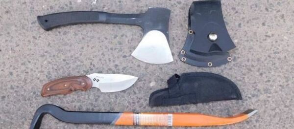 Россиянин с ножом напал в Бресте на милиционеров - Sputnik Беларусь