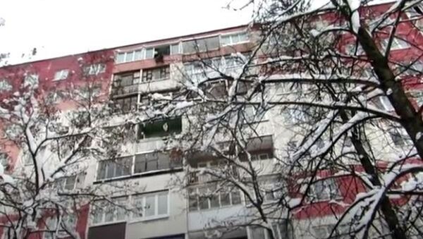 Спасение парня с балкона на 9 этом этаже в Борисове - Sputnik Беларусь