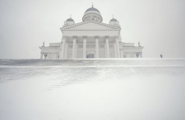 Кафедральны сабор Хельсінкі падчас снежнай буры. - Sputnik Беларусь