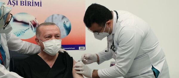 Эрдоган привился от коронавируса Эрдоган привился от коронавируса - Sputnik Беларусь