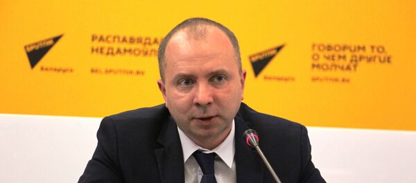 Начальник главного управления налогообложения физических лиц министерства по налогам и сборам Республики Беларусь Андрей Ковалевский Начальник главного управления налогообложения физических лиц министерства по налогам и сборам Республики Беларусь Андрей Ковалевский - Sputnik Беларусь