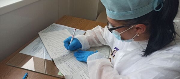 В Беларуси началась массовая вакцинация медицинских работников В Беларуси началась массовая вакцинация медицинских работников - Sputnik Беларусь