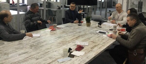 Прошел круглый стол демократических сил - Sputnik Беларусь