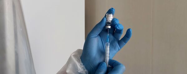 В Беларуси началась массовая вакцинация медицинских работников - Sputnik Беларусь