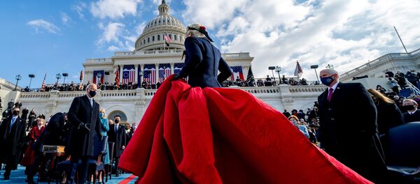 Леди Гага на инаугурации Джо Байдена - Sputnik Беларусь