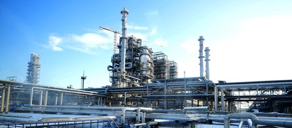 Мозырский НПЗ завершает очередную модернизацию за $1,5 миллиарда долларов Мозырский НПЗ завершает очередную модернизацию за $1,5 миллиарда долларов - Sputnik Беларусь