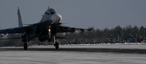 Поступательное вооружение: Су-30СМ в Беларуси – видео - Sputnik Беларусь