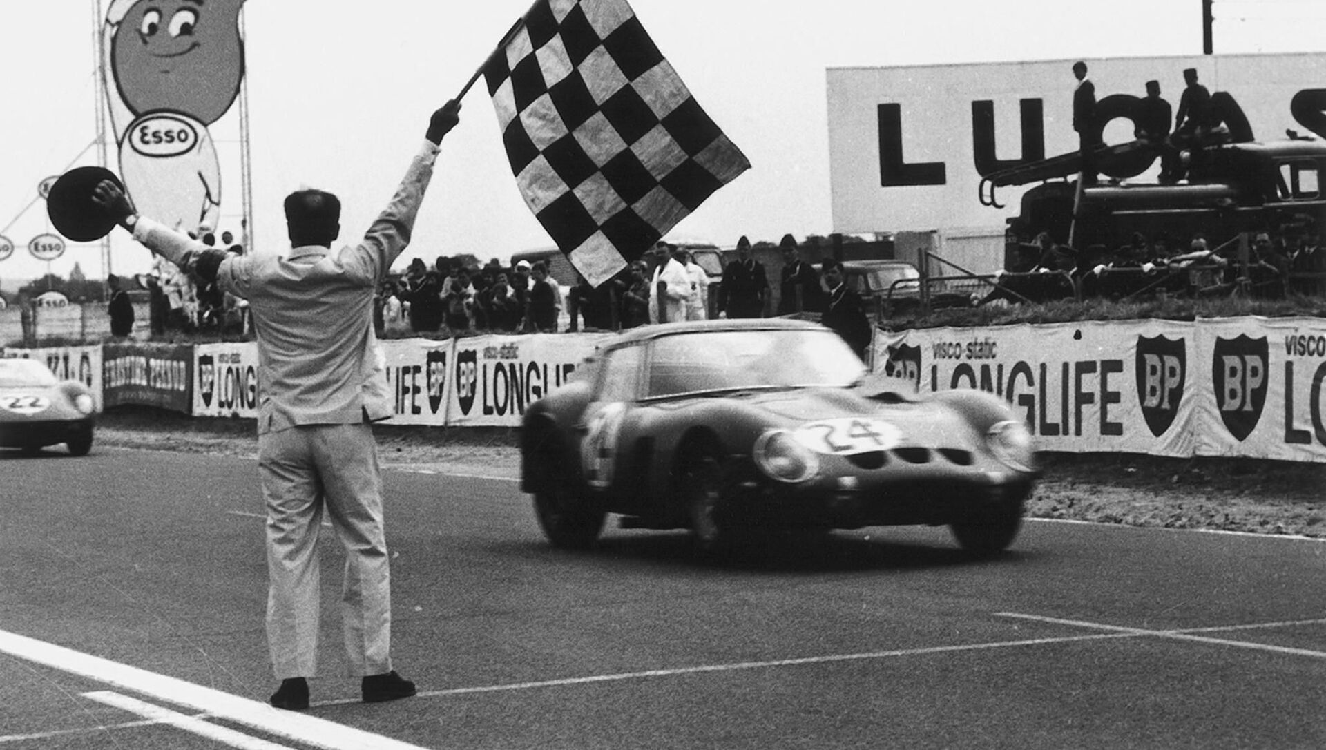 Победа Ferrari 250 GTO в Ле-Мане в 1963 году, архивное фото - Sputnik Беларусь, 1920, 24.02.2021