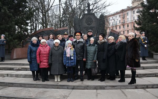 Почетное мероприятие у памятника погибшим милиционерам - Sputnik Беларусь
