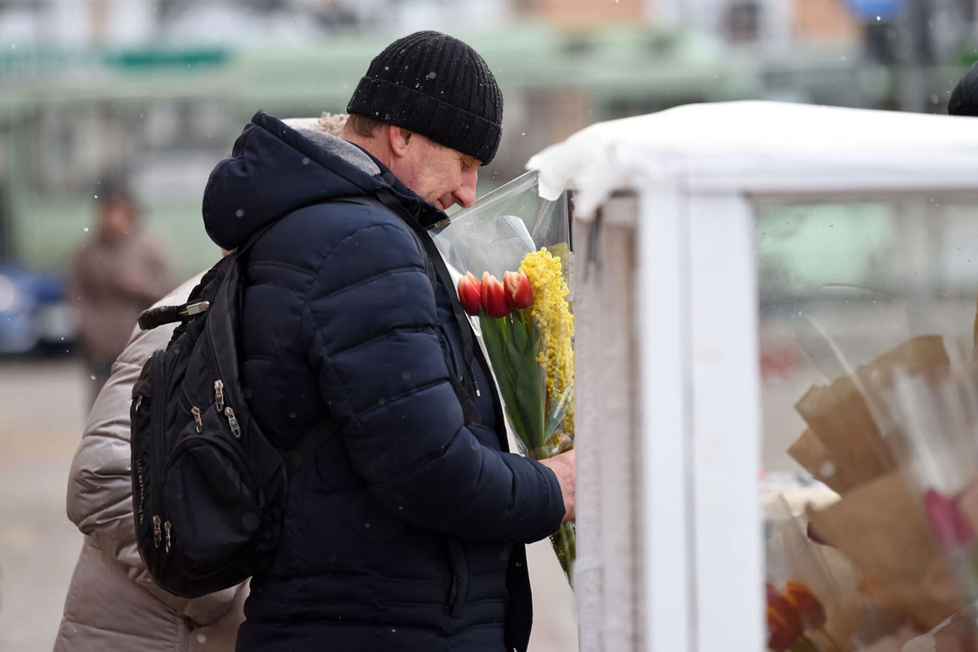 Продавцы цветов в Гомеле обещают не поднимать цены 8 марта - Sputnik Беларусь, 1920, 07.03.2021