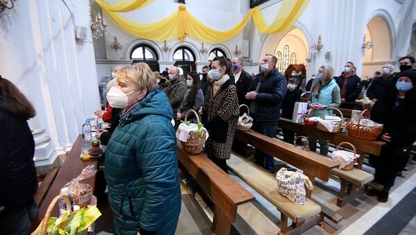 Белорусские католики готовятся к празднованию Пасхи ― видео - Sputnik Беларусь
