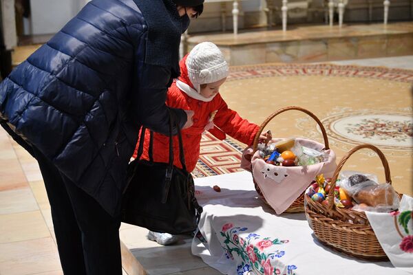 Белорусские католики готовятся к празднованию Пасхи  - Sputnik Беларусь