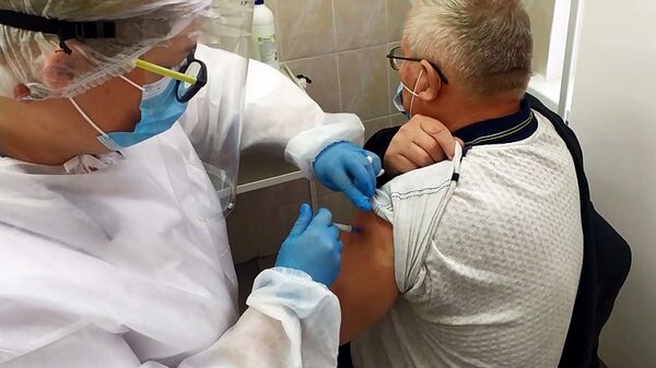 Массовая вакцинация от коронавируса началась в Минске  - Sputnik Беларусь