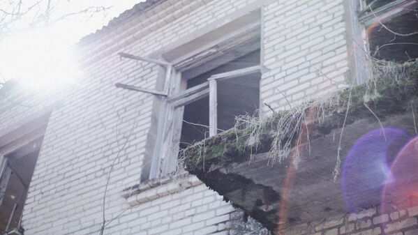 Многие здания небезопасны - могут развалиться в любой момент. - Sputnik Беларусь
