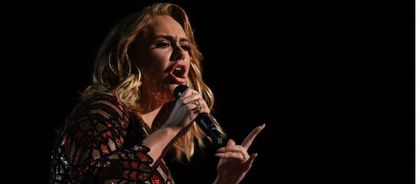 Поп-певица Адель - Sputnik Беларусь