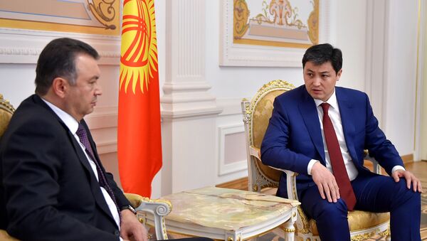 Премьер-министр Кыргызстана Улукбек Марипов (справа) и премьер-министр Таджикистана Кохир Расулзода - Sputnik Беларусь