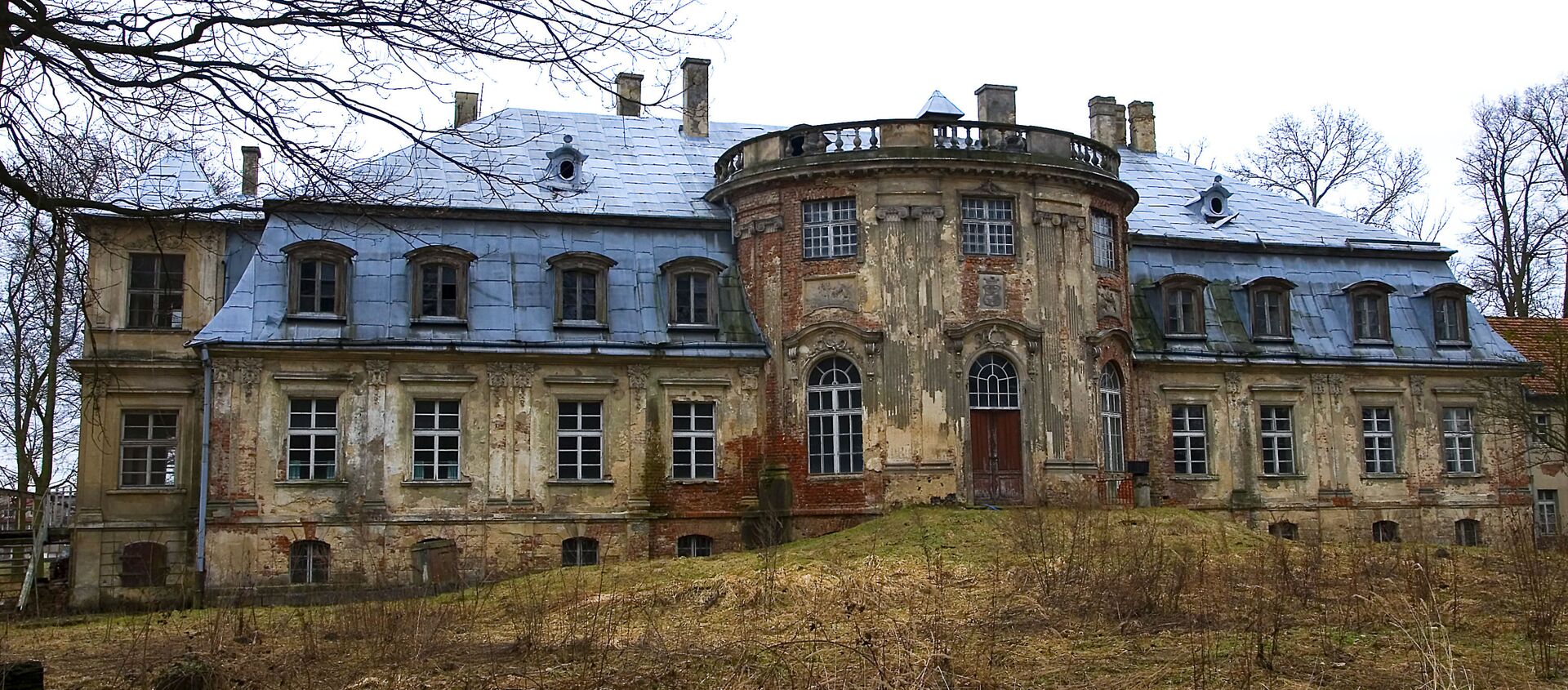 Дворец Минковских в Польше