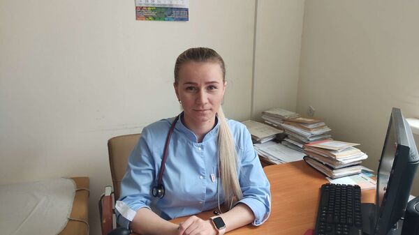 Врач общей практики Татьяна Кмито УЗ 5-я городская клиническая поликлиника - Sputnik Беларусь