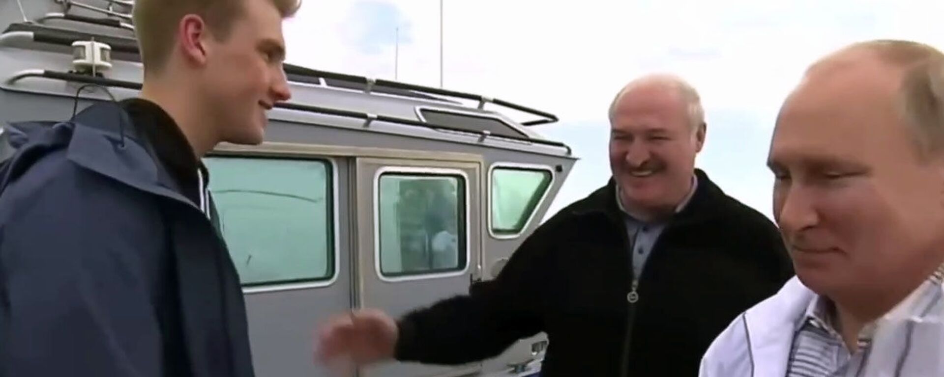 Николай Лукашенко прокатился на яхте с Путиным - Sputnik Беларусь, 1920, 31.05.2021