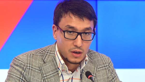 Политолог Дмитрий Абзалов - Sputnik Беларусь