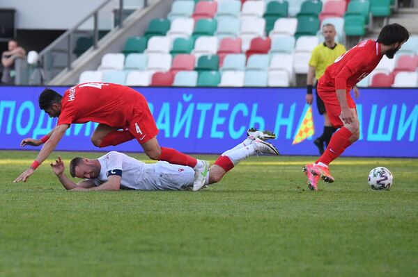 Матч со сборной Азербайджана был для белорусов первым после исторического поражения 0:8 от сборной Бельгии. - Sputnik Беларусь
