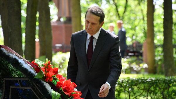  Глава СВР России Сергей Нарышкин возложил цветы в Витебске - Sputnik Беларусь