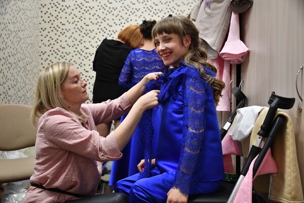 Благотворительный показ модной одежды для особенных детей прошел в Минске в минувшие выходные. - Sputnik Беларусь