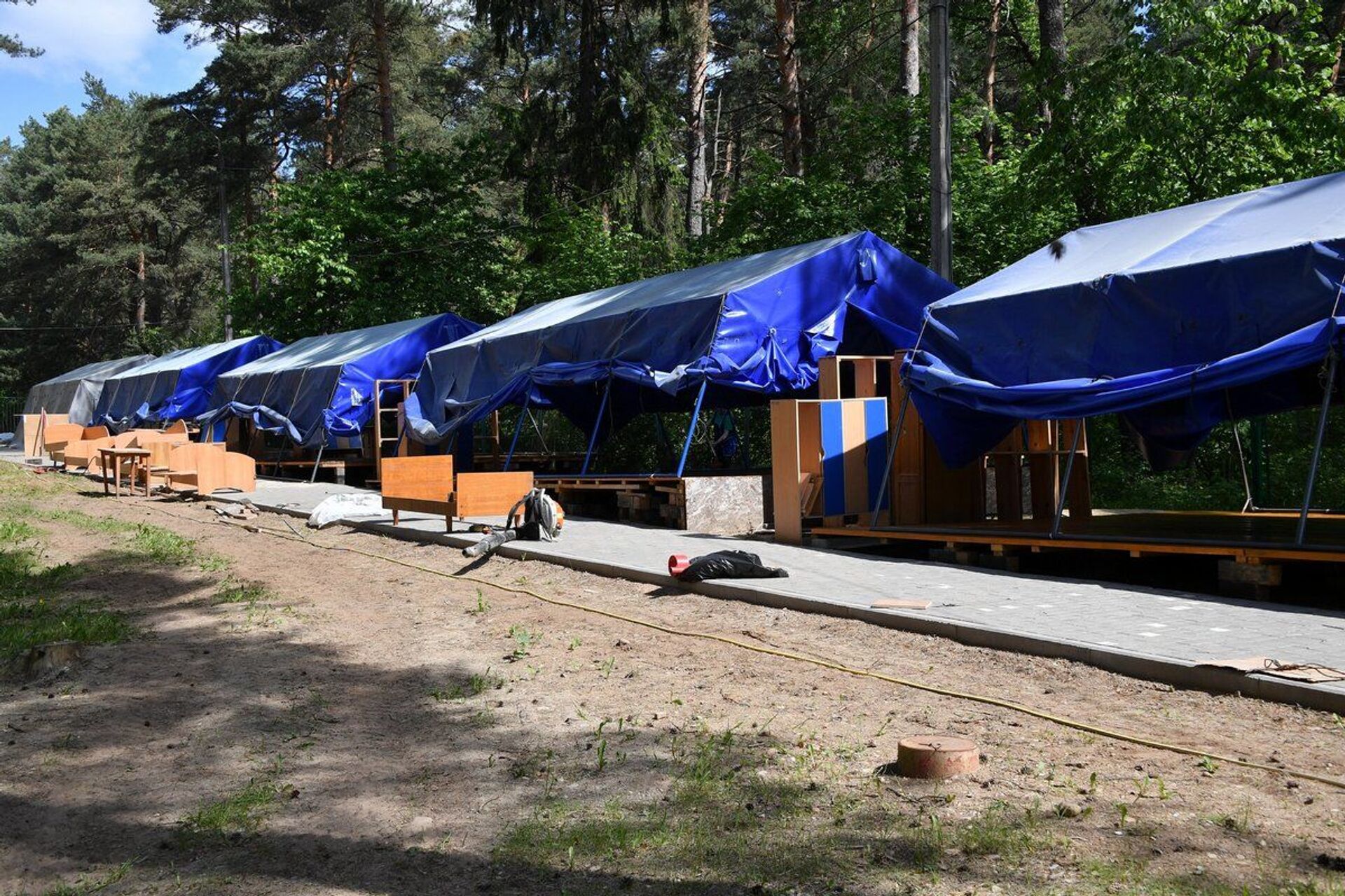 Палаточный лагерь готовится встретить первую смену ребят - Sputnik Беларусь, 1920, 29.06.2021