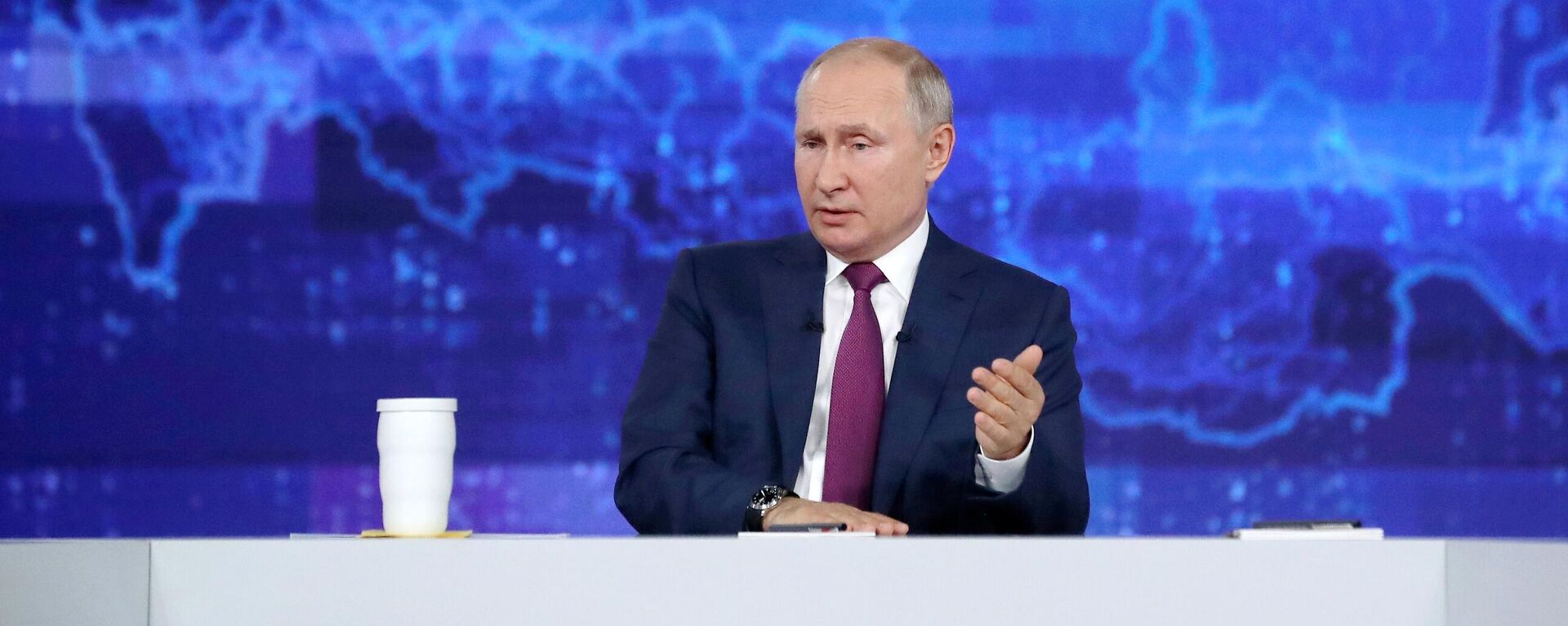 Прямая линия с президентом РФ Владимиром Путиным - Sputnik Беларусь, 1920, 30.06.2021