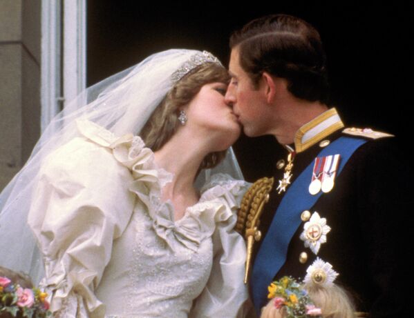 29 июля 1981 года в соборе Святого Павла состоялась свадьба принца Чарльза и Дианы. - Sputnik Беларусь