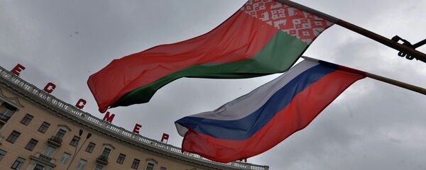 Флаги России и Беларуси - Sputnik Беларусь