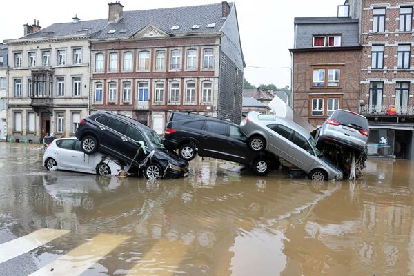 Число жиртв наводнения в Бельгии достигло 23 человек. - Sputnik Беларусь