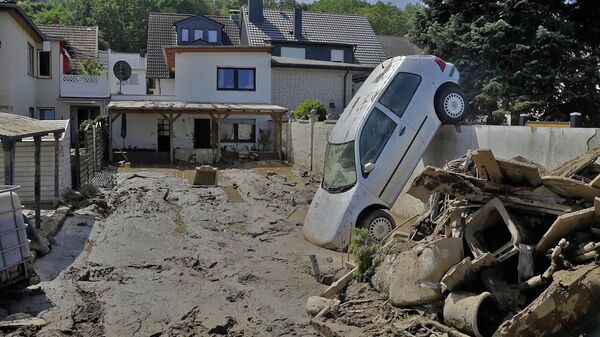 Сюрреалистично и жутко: как выглядит запад Германии после наводнения – видео  - Sputnik Беларусь