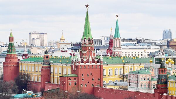 Вид на башни Московского Кремля  - Sputnik Беларусь