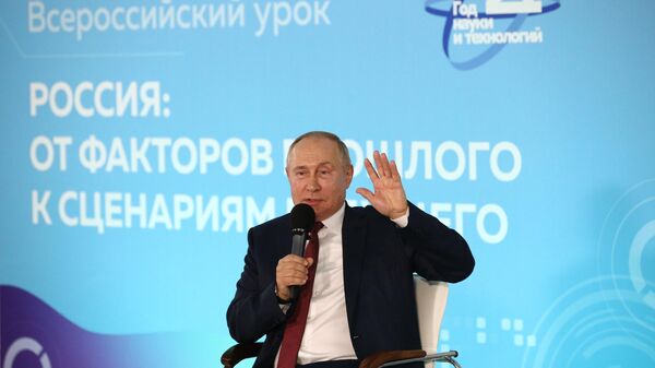 Президент РФ В. Путин провел встречу со школьниками - Sputnik Беларусь