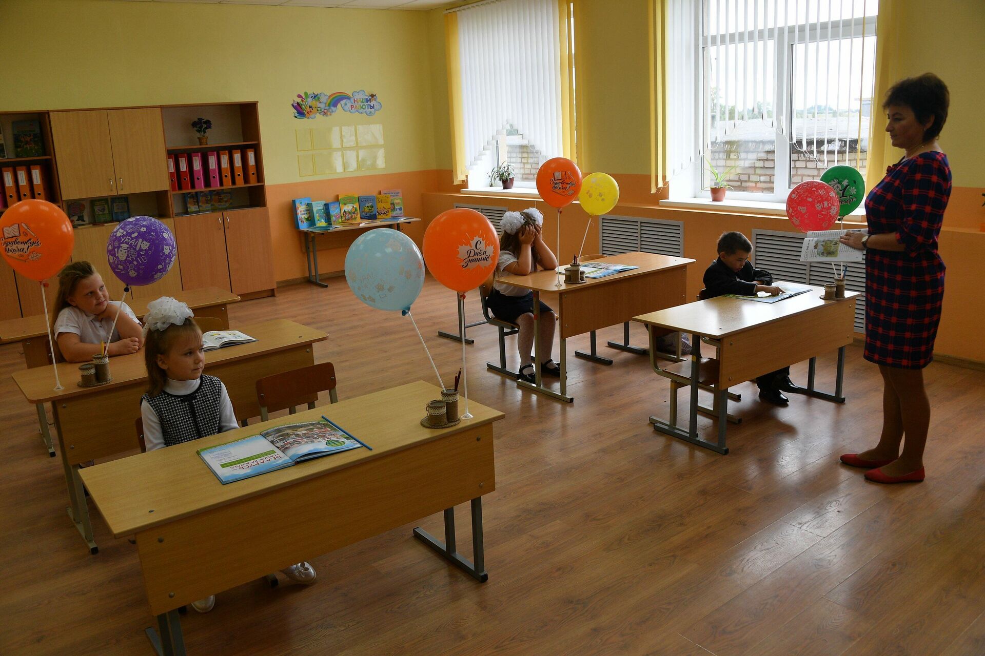 В первом классе школы - всего 4 ученика - Sputnik Беларусь, 1920, 01.09.2021