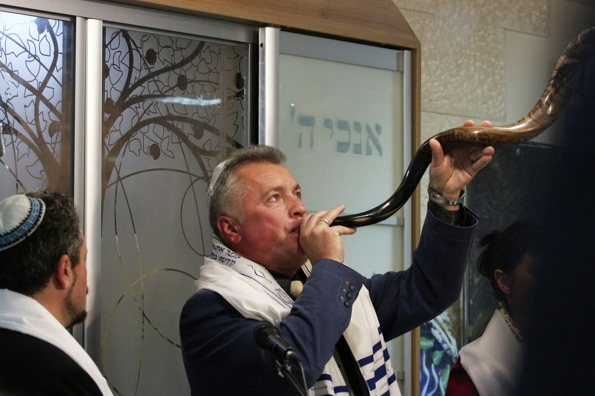 Протрубить в шофар на Рош Ха-Шана - Sputnik Беларусь, 1920, 22.09.2025