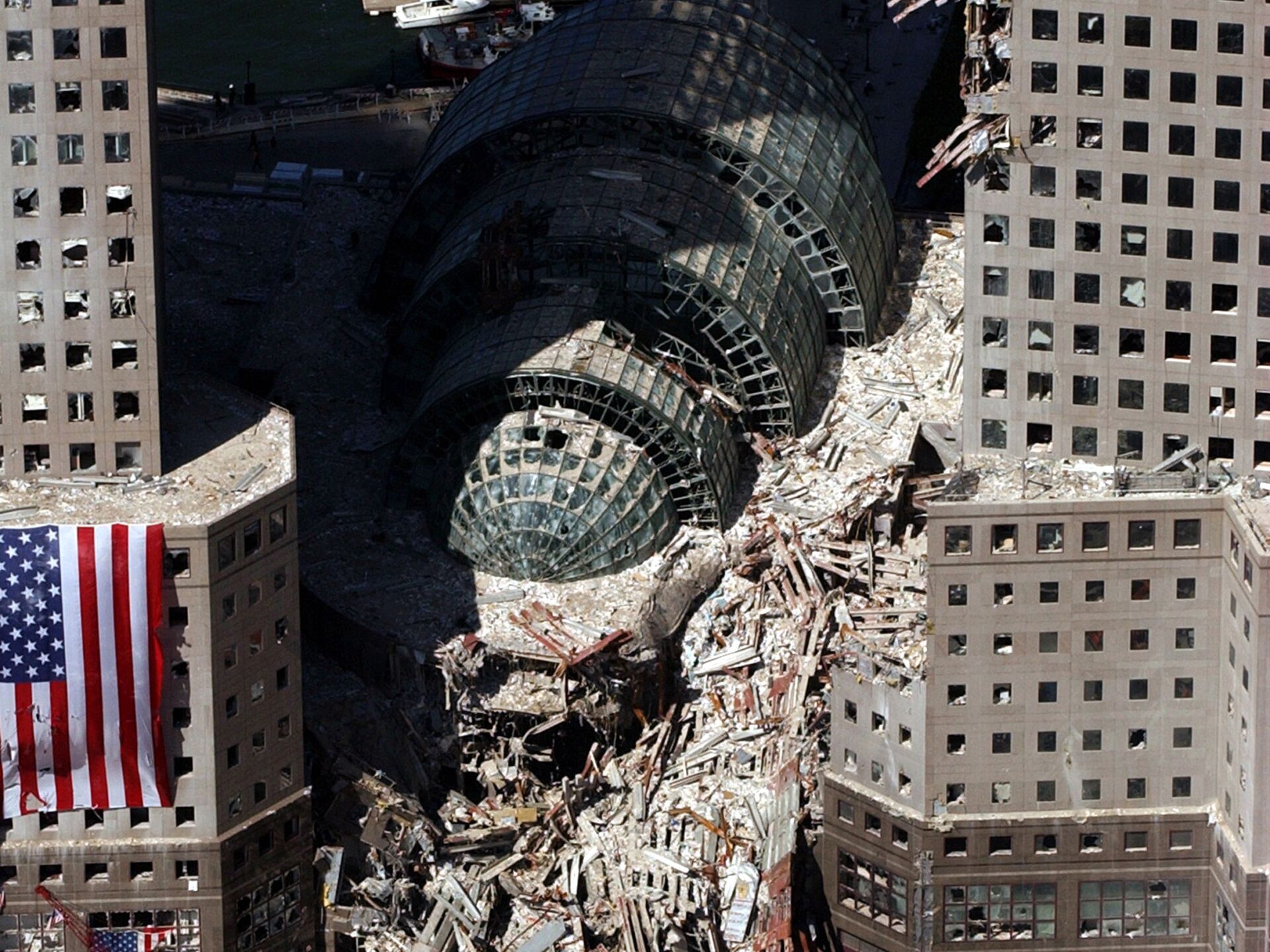 22 ноября 2001. Башни-Близнецы 11 сентября 2001. Всемирный торговый центр в Нью-Йорке 11 сентября 2001.