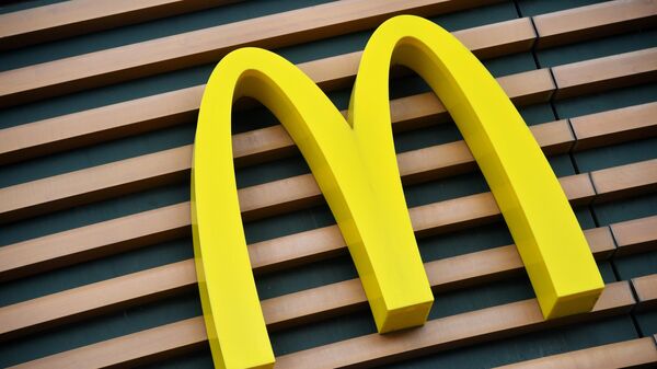 Ресторан McDonald's закрыли за нарушение противоэпидемического режима в Москве - Sputnik Беларусь